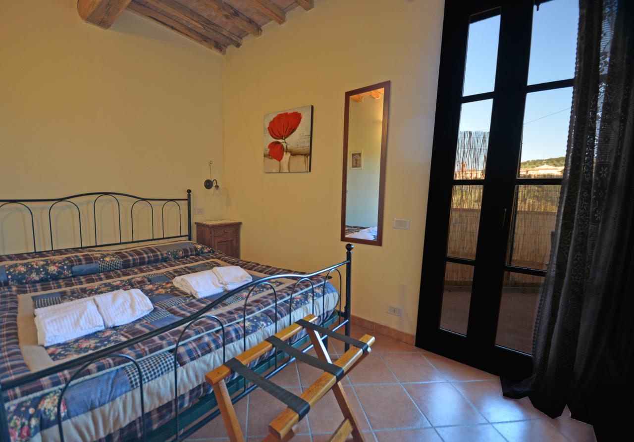 Podere Cortesi Agriturismo Molinaccio Santa Luce Exterior photo