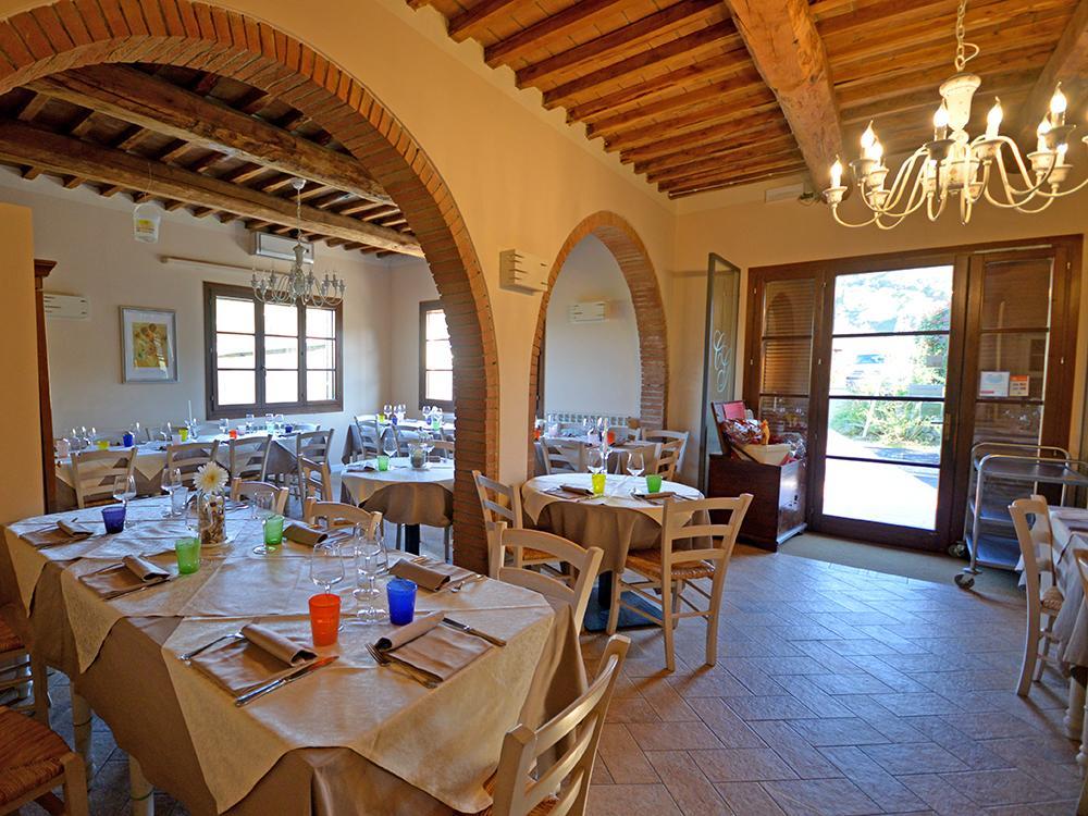 Podere Cortesi Agriturismo Molinaccio Santa Luce Exterior photo